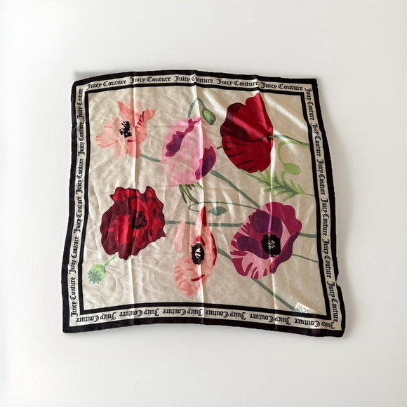 Juicy Couture Square Scarf ~35"x~35" Classic Maxi Floral Print NWT RARE Print - Picture 2 of 7